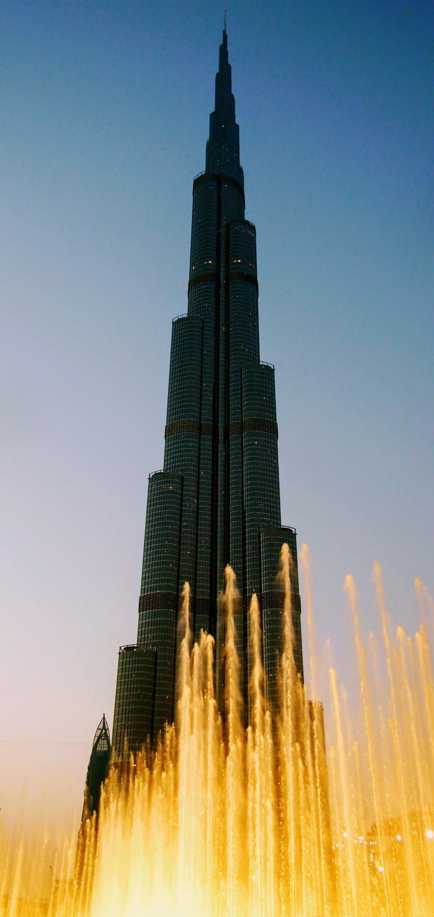 Burj Khalifa Dubai Travel Blog Guide