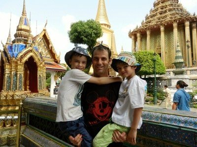 Travel with Kids Bangkok. World Travel Family.