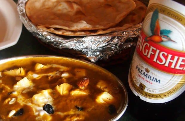 A curry and a cold Kingfisher beer. Pefect!