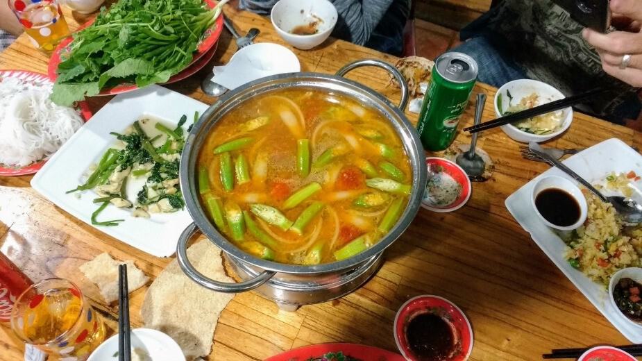 Best food in Hoi An Vietnamese hot pot