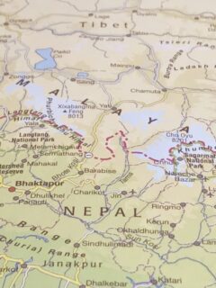 where is nepal located map