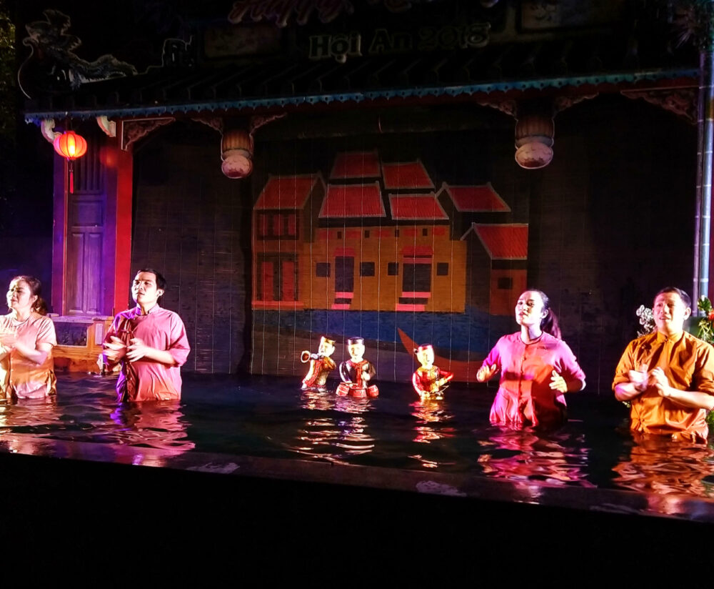 water puppets entertainment for kids vietnam